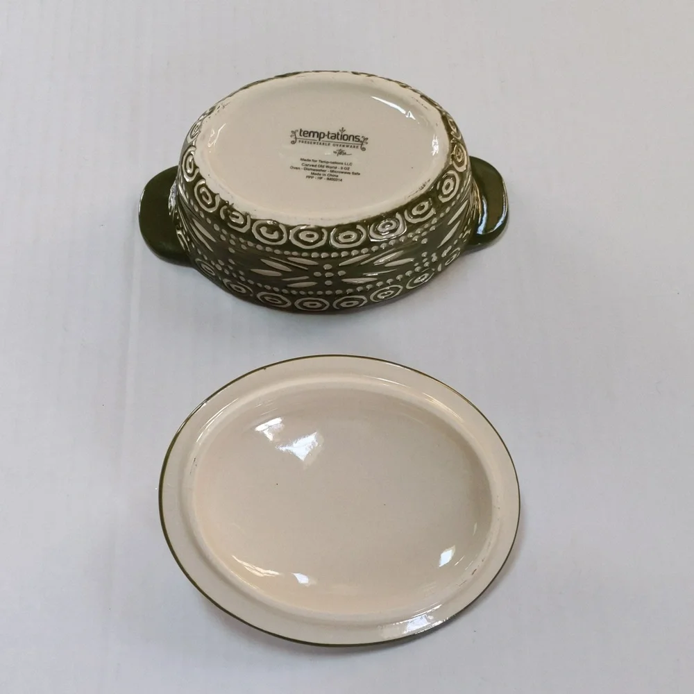 Temp-Tations, mini oval baker / crock with lid. Green